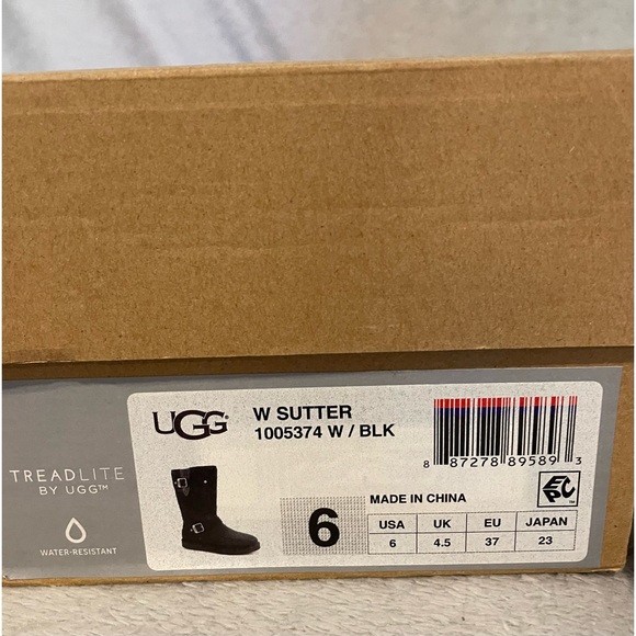 UGG Sutter Boots - Picture 4 of 8